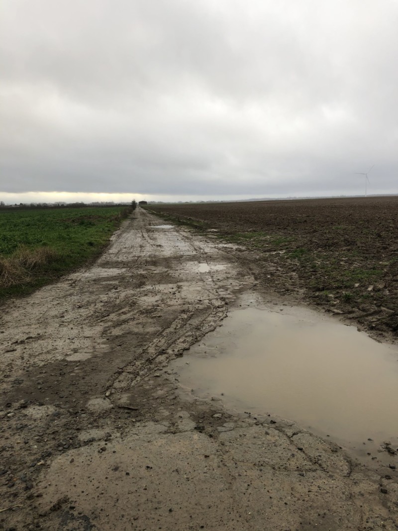 Vestige de piste d’envol N°2 à Amy (France – Oise)