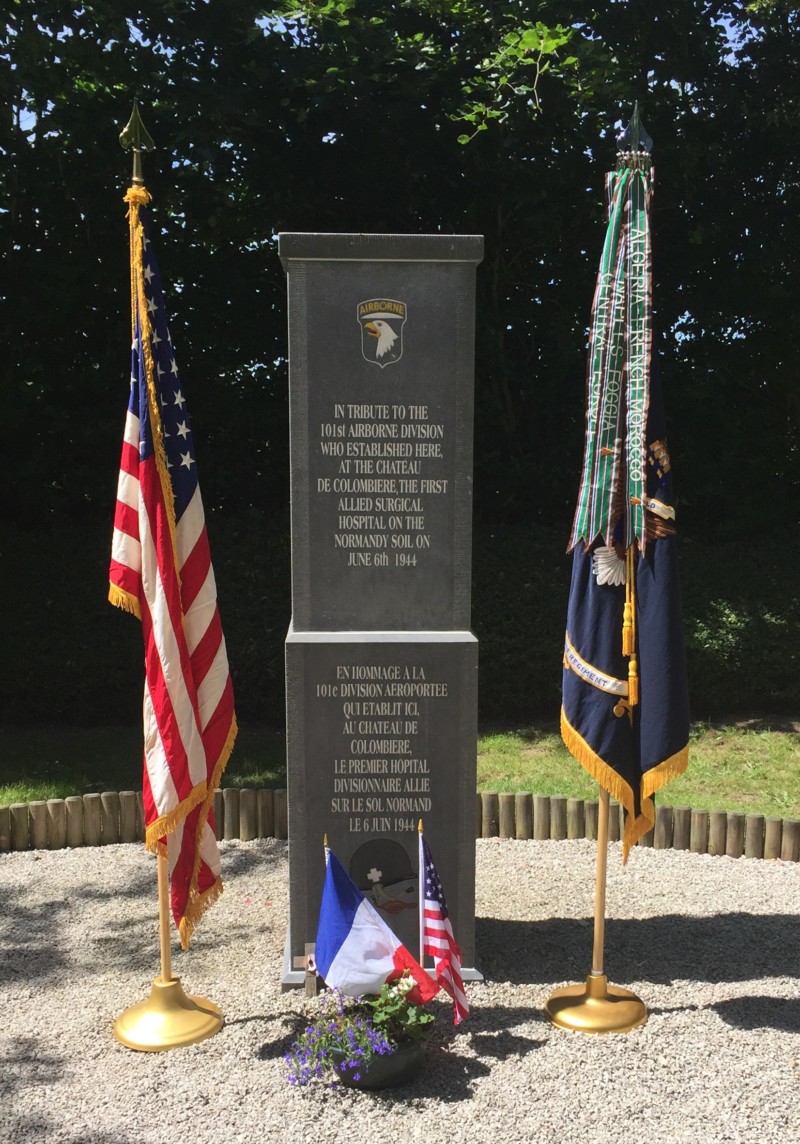 Monument du chateau de Colombière à HIESVILLE (France – Manche)