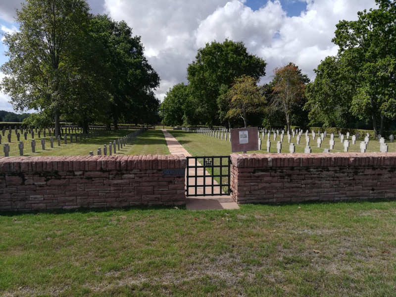 Cimetiere allemand de Manicourt (France – Somme)